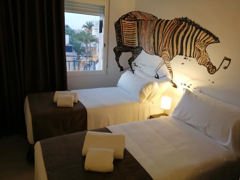 Las Cebras Apartamentos Turisticos ベニカルロ エクステリア 写真
